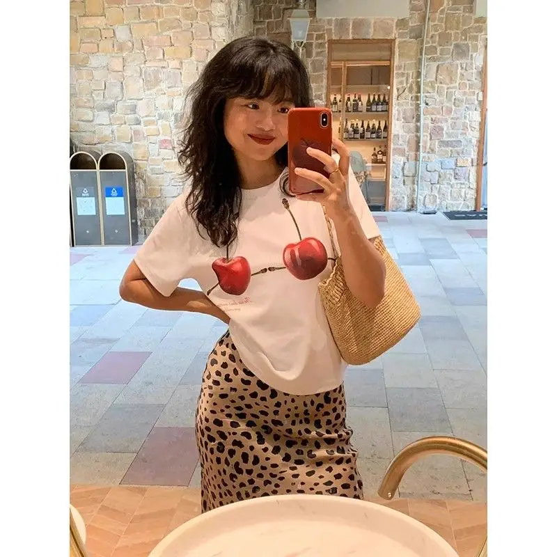 Simple Cherry Printed Short Sleeved T-shirt Women 2025 Summer Round Neck Slim Fit Crop Top Fashion Versatile Y2k Tees