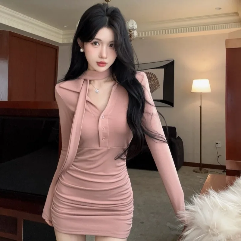 퓨어 디자이어 섹시 브이넥 플리츠 디자인 허리 조임 스커트 드레스 하이웨이스트 플로잉 출퇴근룩 한국 스타일