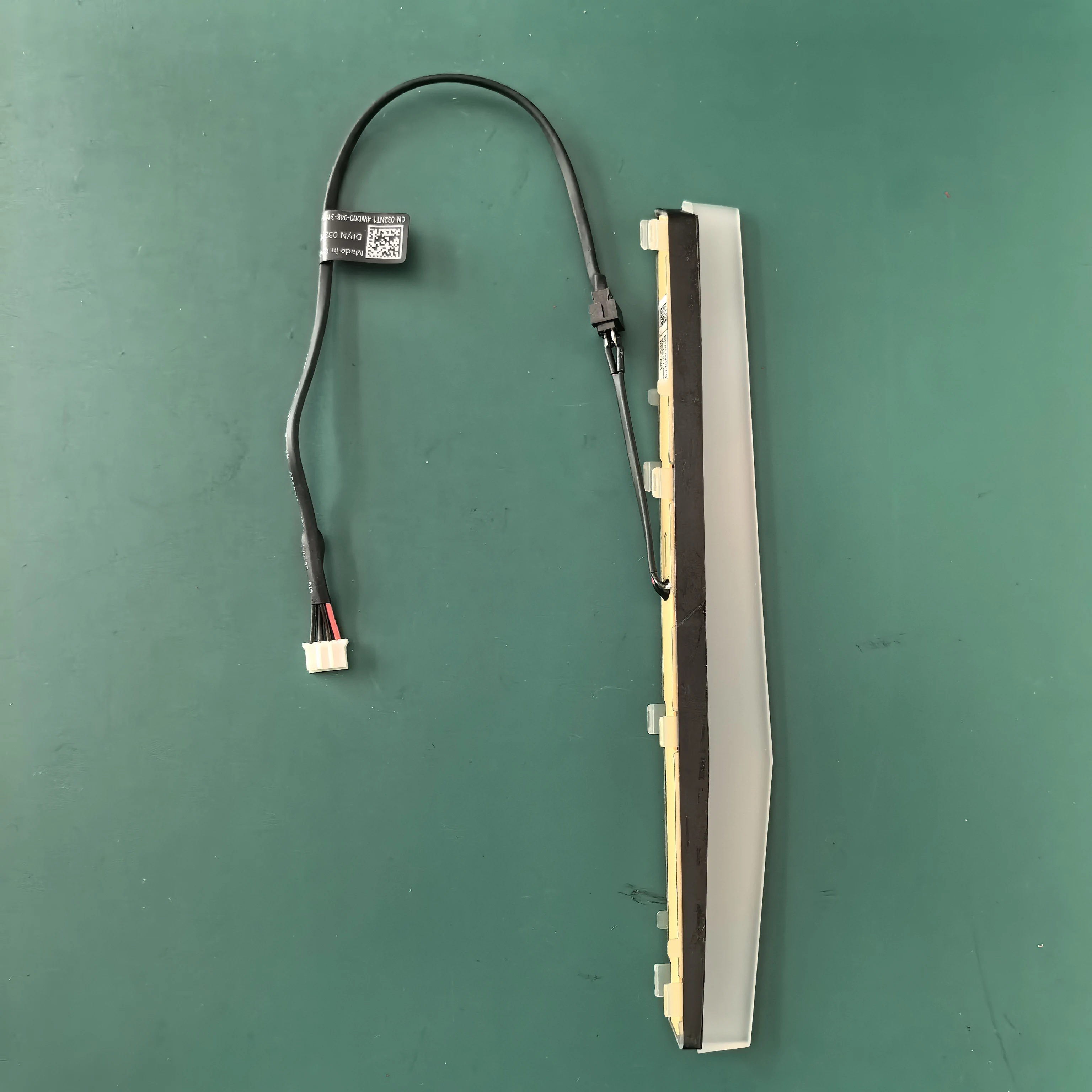 

Новая световая панель на передней панели G5 5090 1WMW0