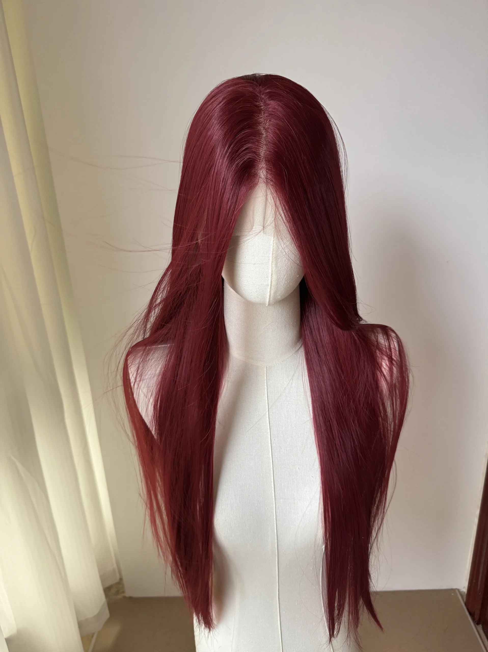 Wig Renda Depan Merah Anggur untuk Wanita Wig Renda 13*4 Lurus Panjang 26 Inci Wig Renda Sintetis Kualitas Tinggi Alami untuk Cosplay Peluca