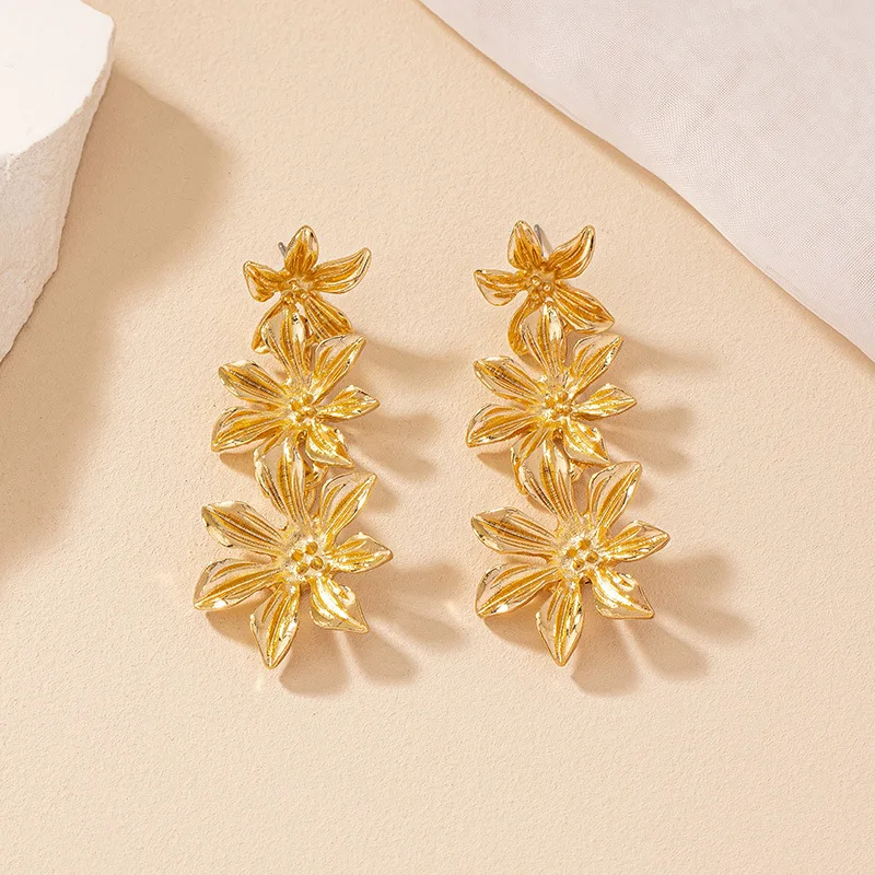 Geometric Metal Flower Long Earrings For Women Party Gift Holiday Fashion Jewelry Ear Accessories AE108