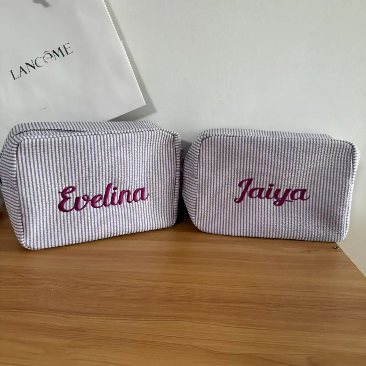 2025-frete-gratis-bolsa-de-maquiagem-popular-personalizada-bolsa-de-higiene-pessoal-bolsa-de-armazenamento-de-presente-de-casamento-feminina-bordada-com-nome