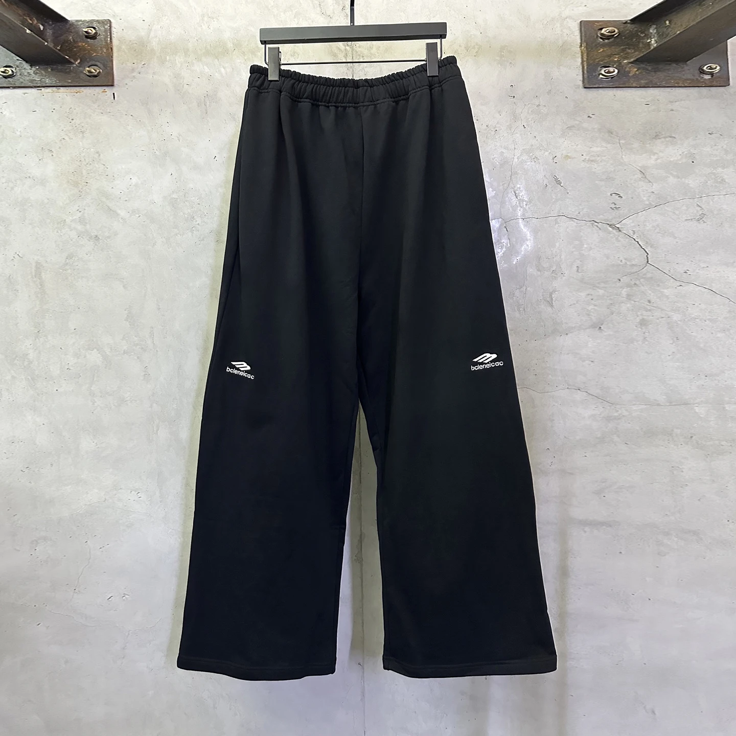 

BCLENEICAC Новая коллекция: Свободные широкие повседневные брюки для женщин, длинные штаны в парижском стиле с вышитыми буквами, для пар, для отдыха.