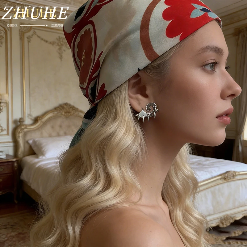 Avant-Garde Curve C…