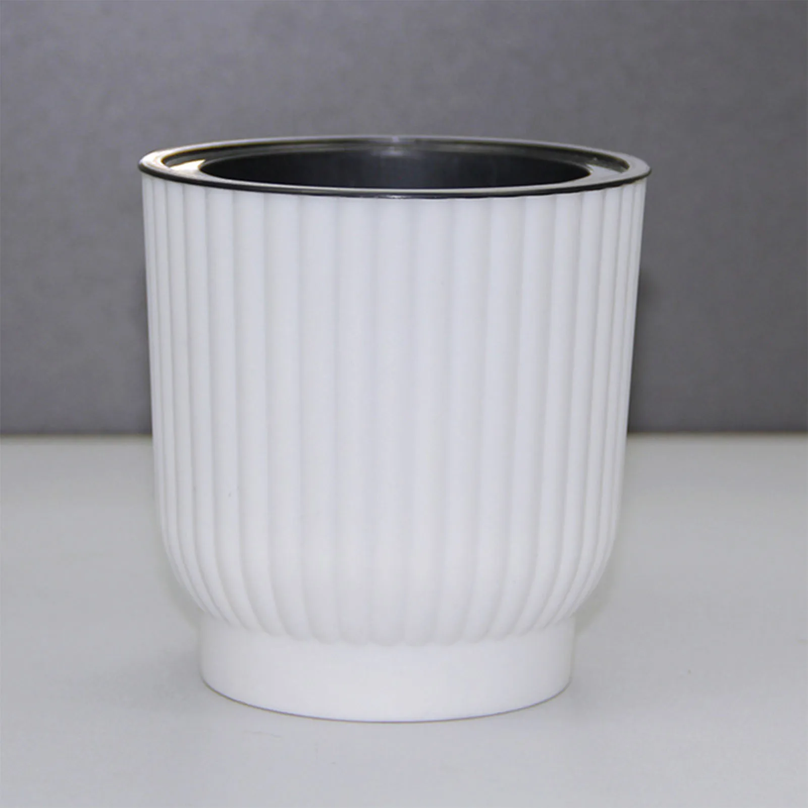 White Round Plant Flower Pot Stylish Water-saving Desktop Planters for Family Friend Neighbor Gift