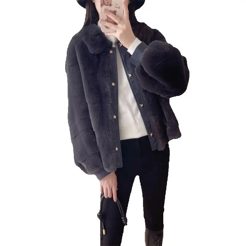 معاطف شتوية بيضاء كريمية لعام 2025 معطف فرو قصير موضة بياقة من الفرو معطف نسائي ملابس خارجية فضفاضة للدفء سترة نسائية #1