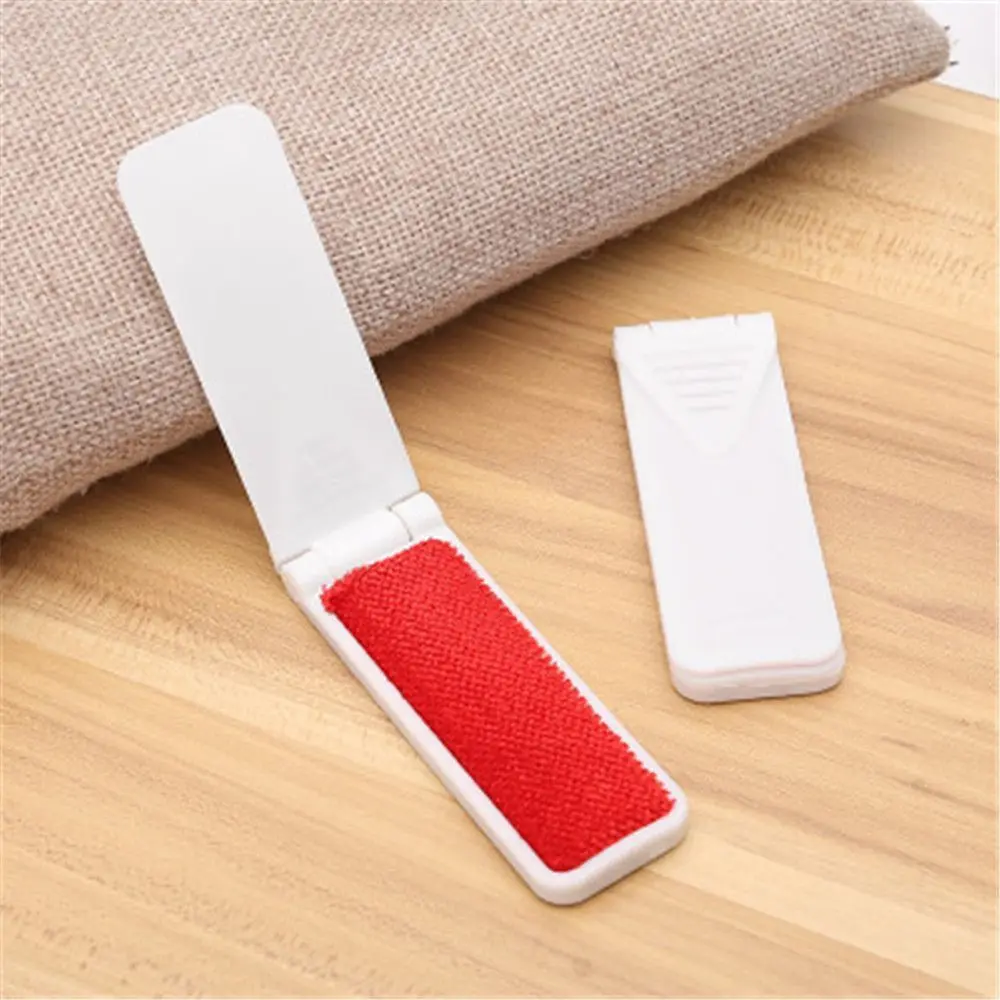 Small Cleaning Brush Portable Household Static Remover Electrostatic Hair Cleaner Lint Dust