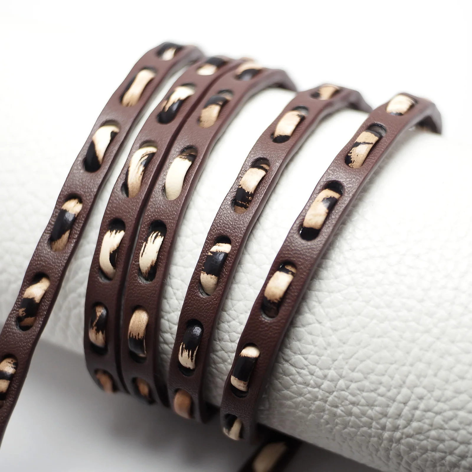 corda-de-couro-trancada-perfurada-marrom-tira-de-couro-trancada-para-fazer-pulseiras-com-estampa-de-leopardo-corda-de-couro-sintetico-trancada-115-metros
