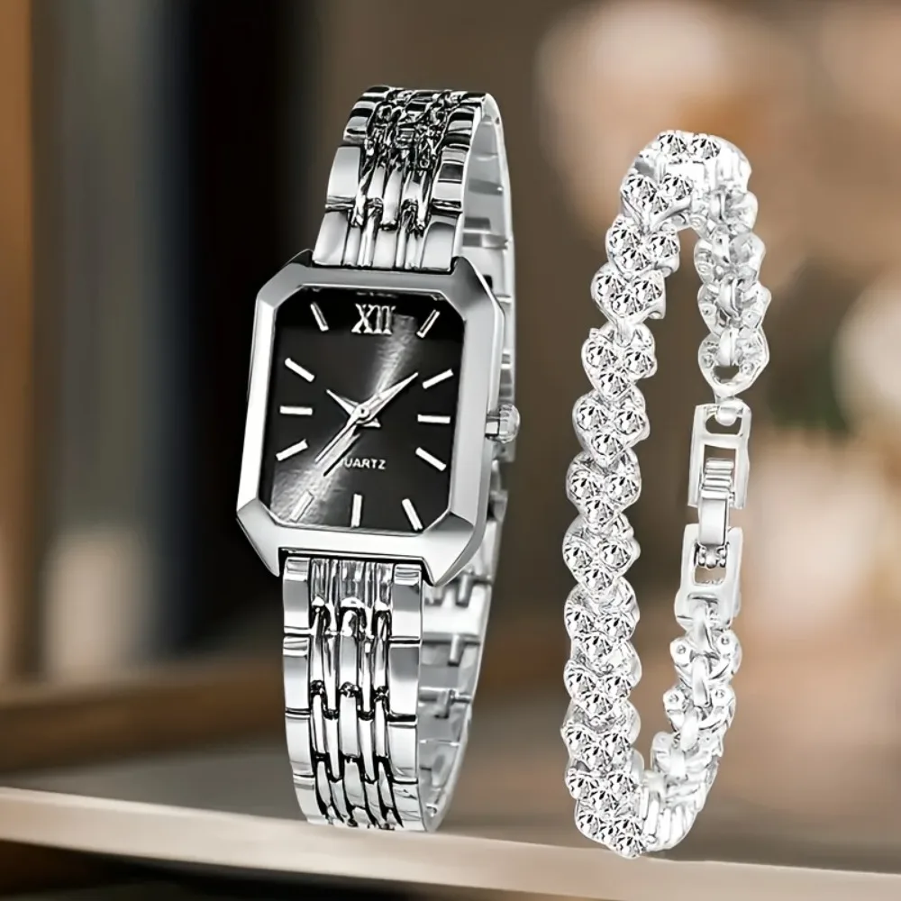2pcs Elegant Women's Watch Gift Set, Stylish and Luxurious Heart-shaped Bracelet, Paired with A Court Style Quartz Watch