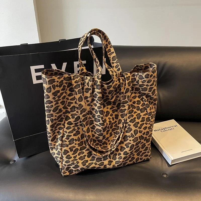 

Leopard Print Canvas Bag for Women 2025 New Trend Fashion College Style Tote Bag Casual Large Capacity Cloth Bag Пакет Тотта