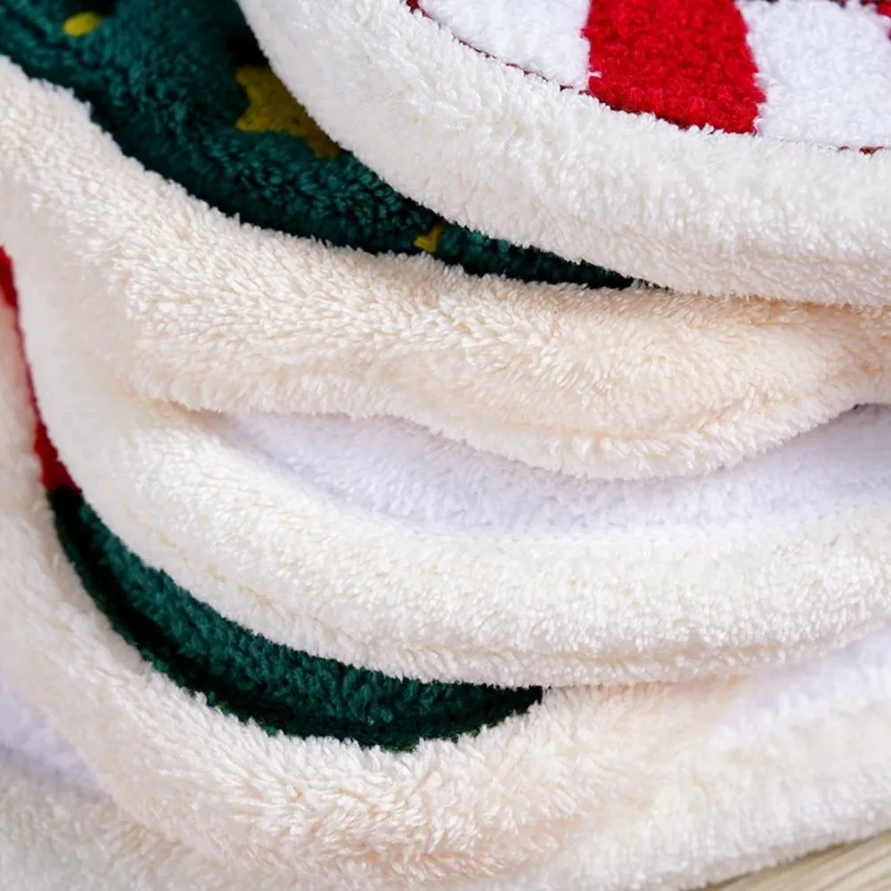 Cute Cartoon Christmas Hand Towel Coral Fleece Absorbent Bathroom Hand Cloth Christmas Decor Quick-drying Xmas Handkerchief