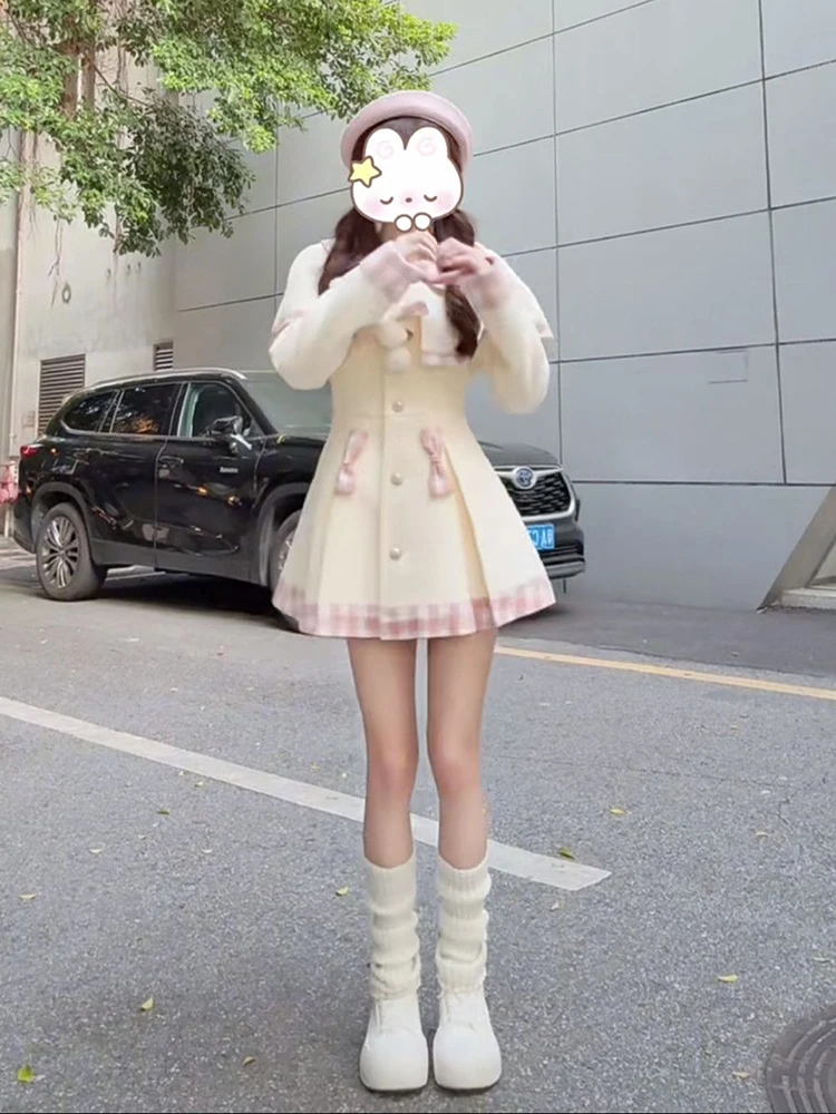 

Sweet Cute Women's Winter 2025 New Waist-Cinching Slimming Woolen Coat Cowl Ne Two-Piece Set with awl Faionable Casual