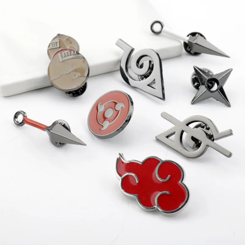 

Naruto Akatsuki Brooch Pin Konoha Village Ninja Uzumaki Uchiha Sharingan Shuriken Dart Red Cloud Badge Anime Cosplay Props Gifts