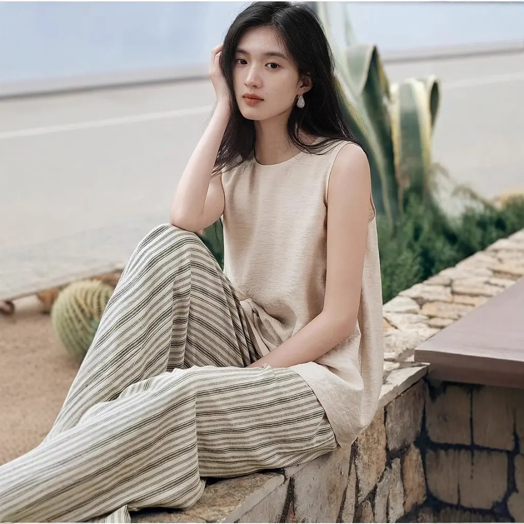 

Linen Two-Piece Set Women's Summer Fashion Suit Wide-Leg Pants Sleeveless Top Comfortable Casual Cool Relaxed Style