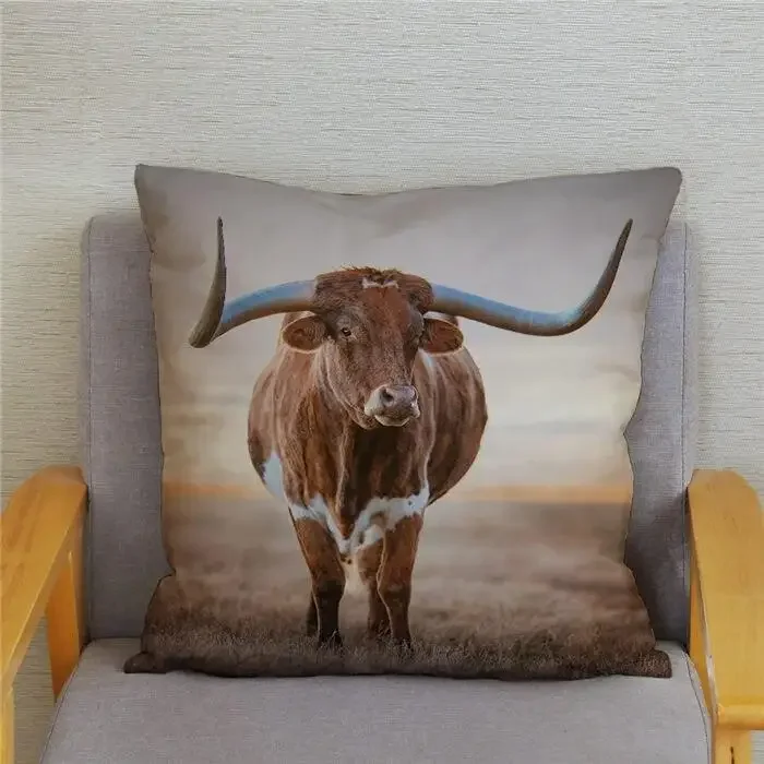 45*45cm Square Pillowcase Home Decor Pillowcase Cushion Cover Highland Cow Print Pillowcase