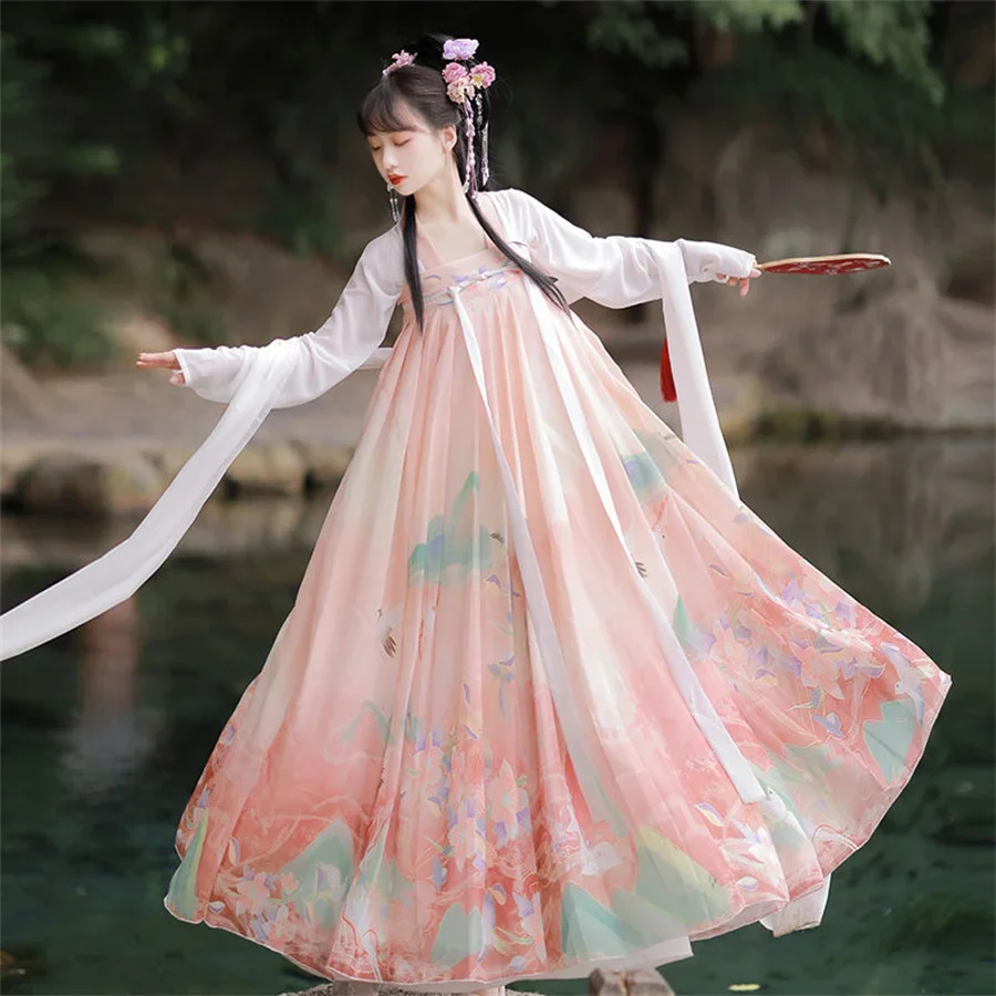 Robe Hanfu de Style chinois pour femmes, tenue de princesse traditionnelle élégante avec broderie florale, fée orient sur scène
