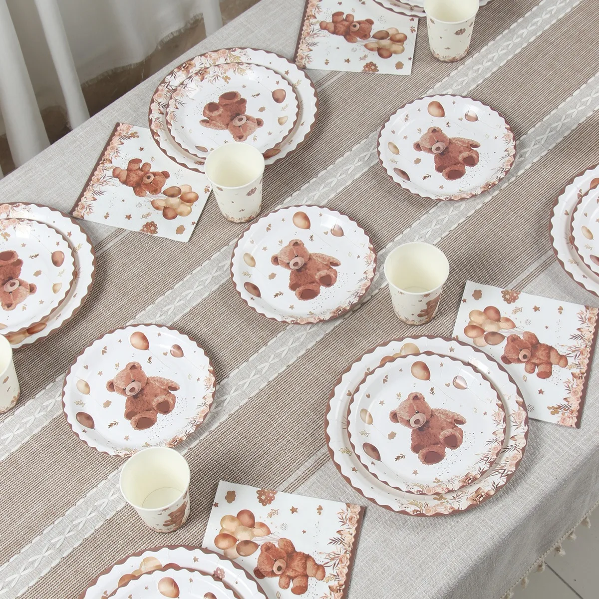 Braunbär-Party Pappteller Kindergeburtstag Tischdekorations-Set Einweg-Pappbecher Servietten und Teller Set – Detail 7