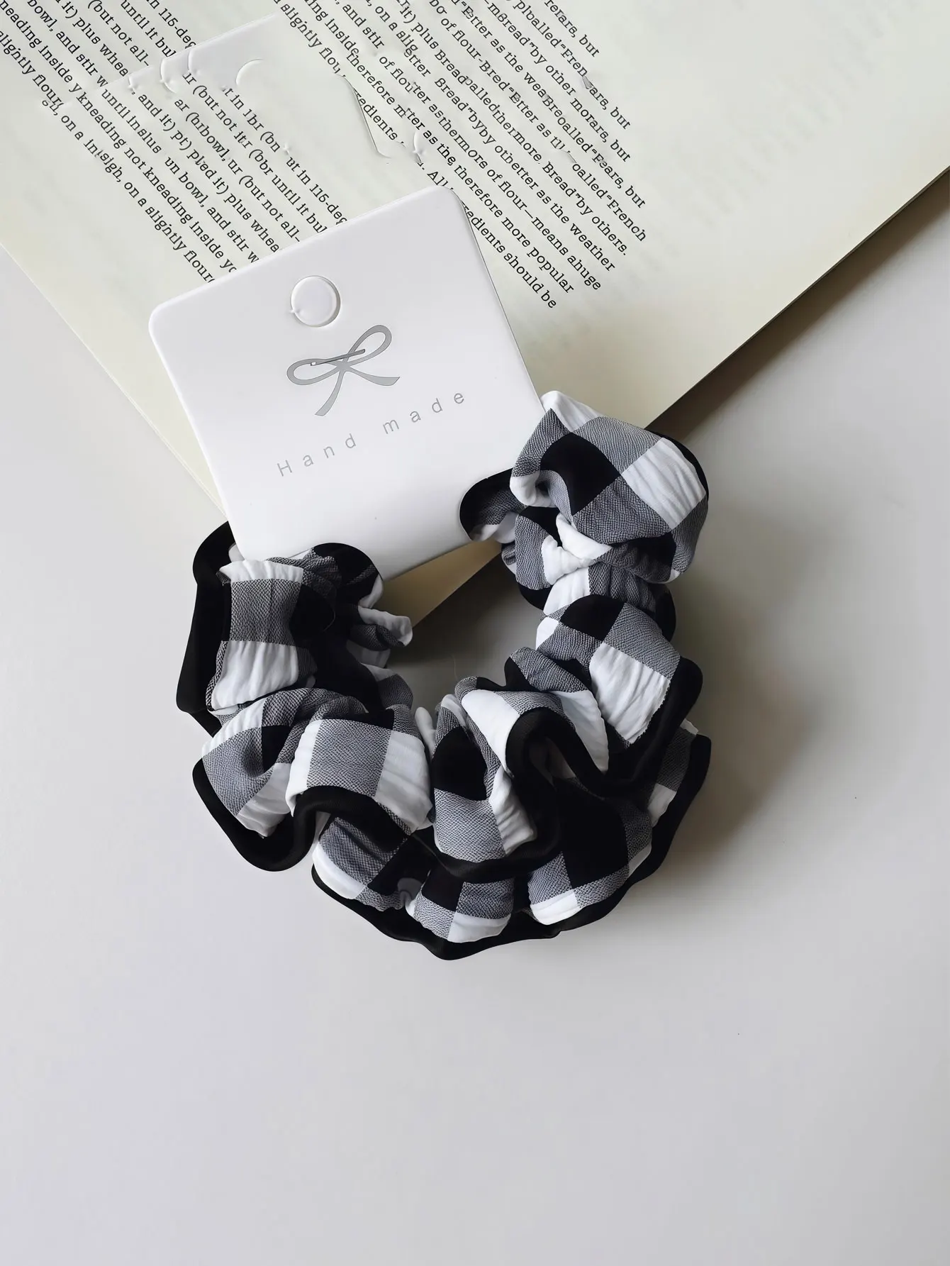 2PCS 2026 High-end Black and White Checkered Bagged-Edge Hairpin with Polka Dot Fabric Hair Tie for Braiding Hair
