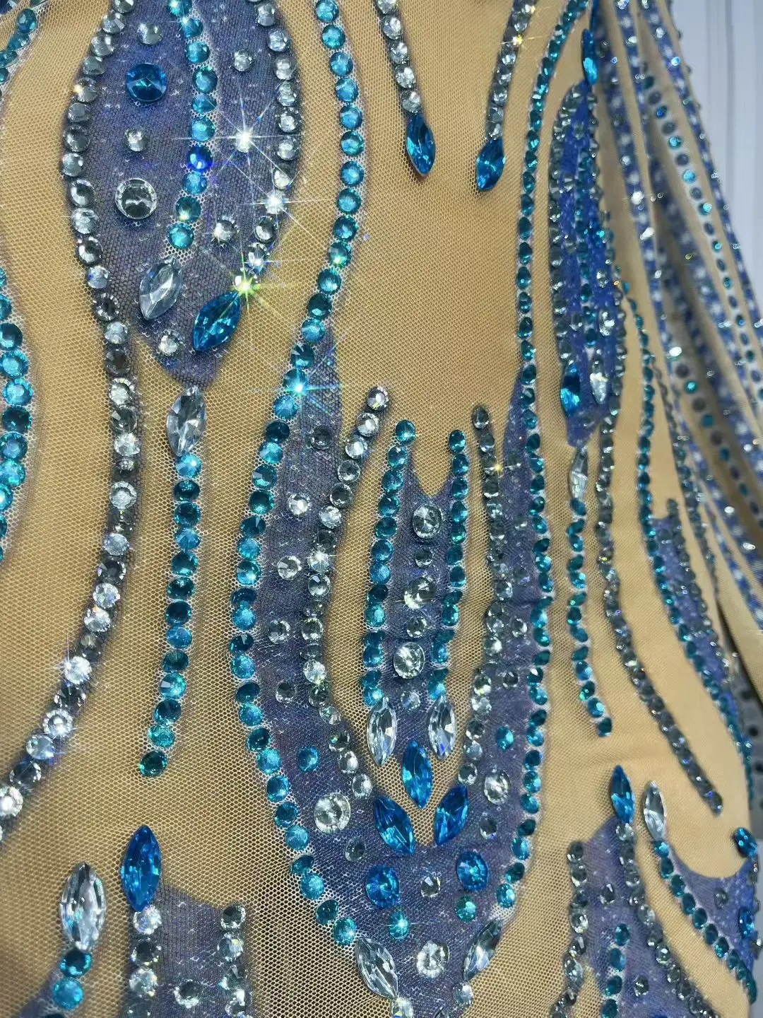 High-end prata azul strass vestido de cocktail brilhante apertado encaixe pura malha mini vestido de baile vestido de noite mostrar roupa lanmao