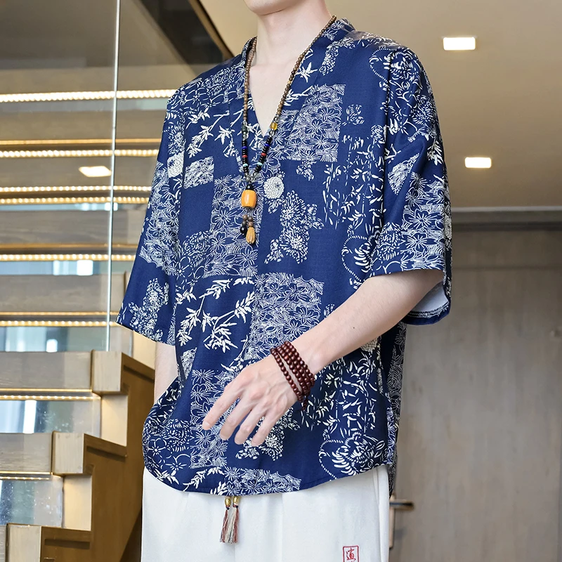 Men's Summer Breathable V-Neck T-Shirt Short Sleeve Top with Contrast Butterfly and Ink Wash Floral Print Chinese Style Top Tee