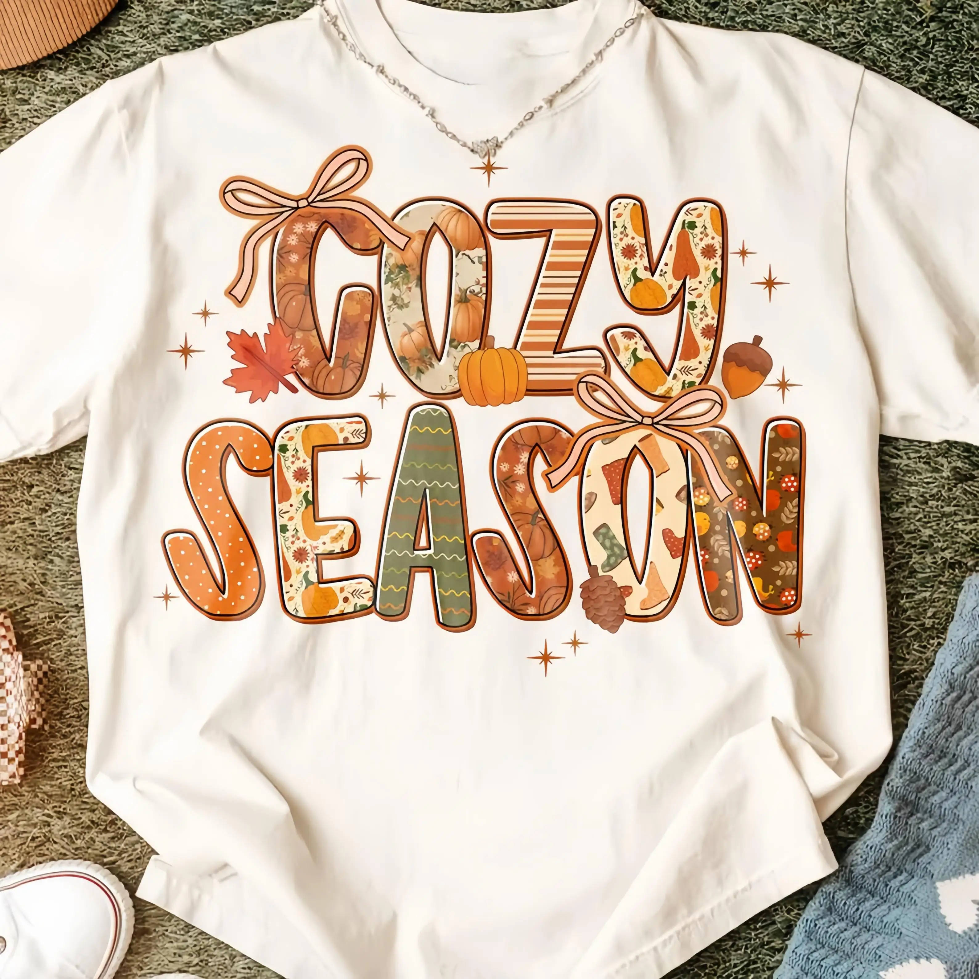 

Cozy Season T-Shirt Autumn Vibes Graphic Tee Unisex Fall Pumpkin Apparel Warm Comfort Gift