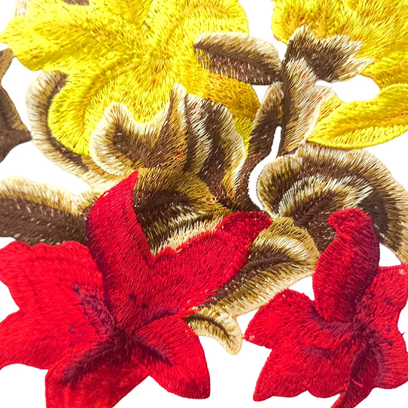 Colorful embroidered lace fake collar, polyester water-soluble corsage, embroidered and hollowed-out collar, heavy-weight dyed f