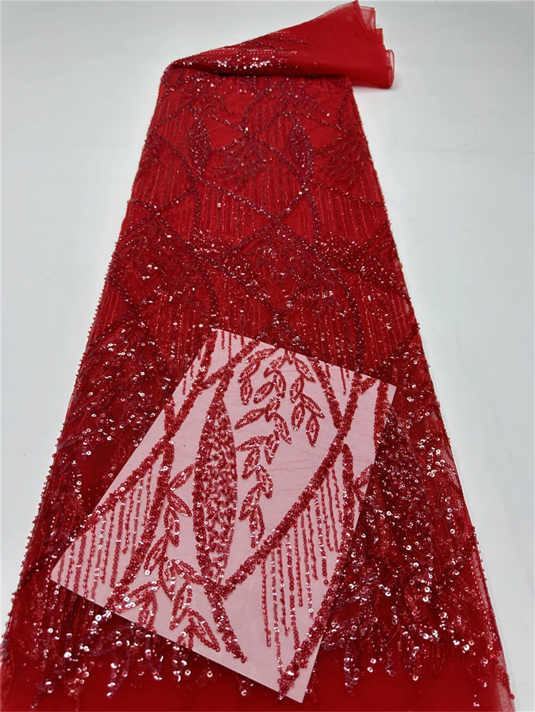 

Новейшие французские кружевные кружевные ткани с африканской вышивкой и блестками, тюль, кружевные ткани с бисером, сетчатые материалы (красный, 5 ярдов)