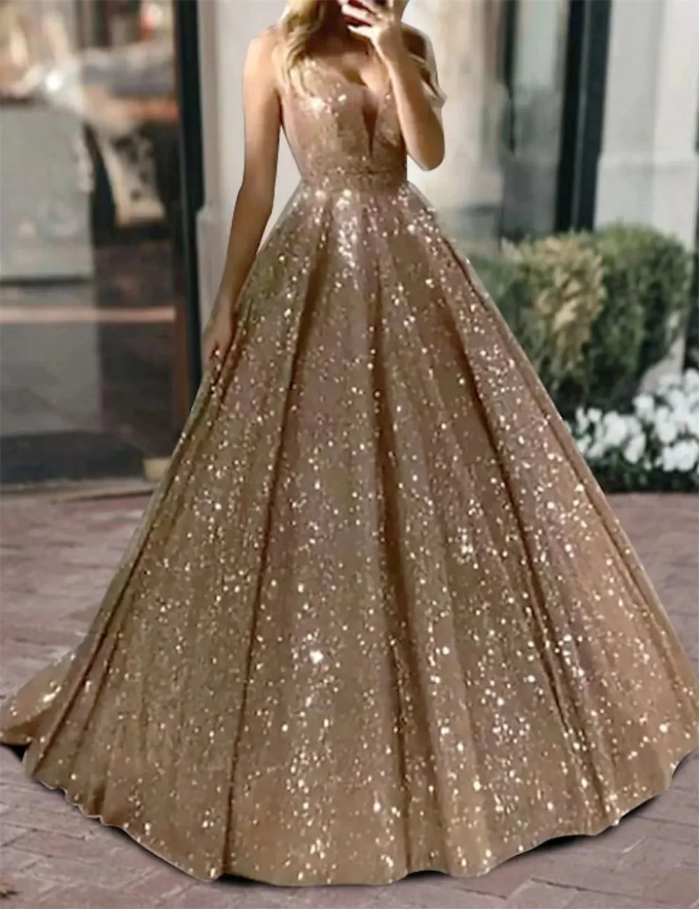 

Sequined Ball Gown Quinceanera Dresses Long Luxury Party Dresses V-Neck V-Back Sleeveless Sweep Train Custom Made 2024 Prom Gown