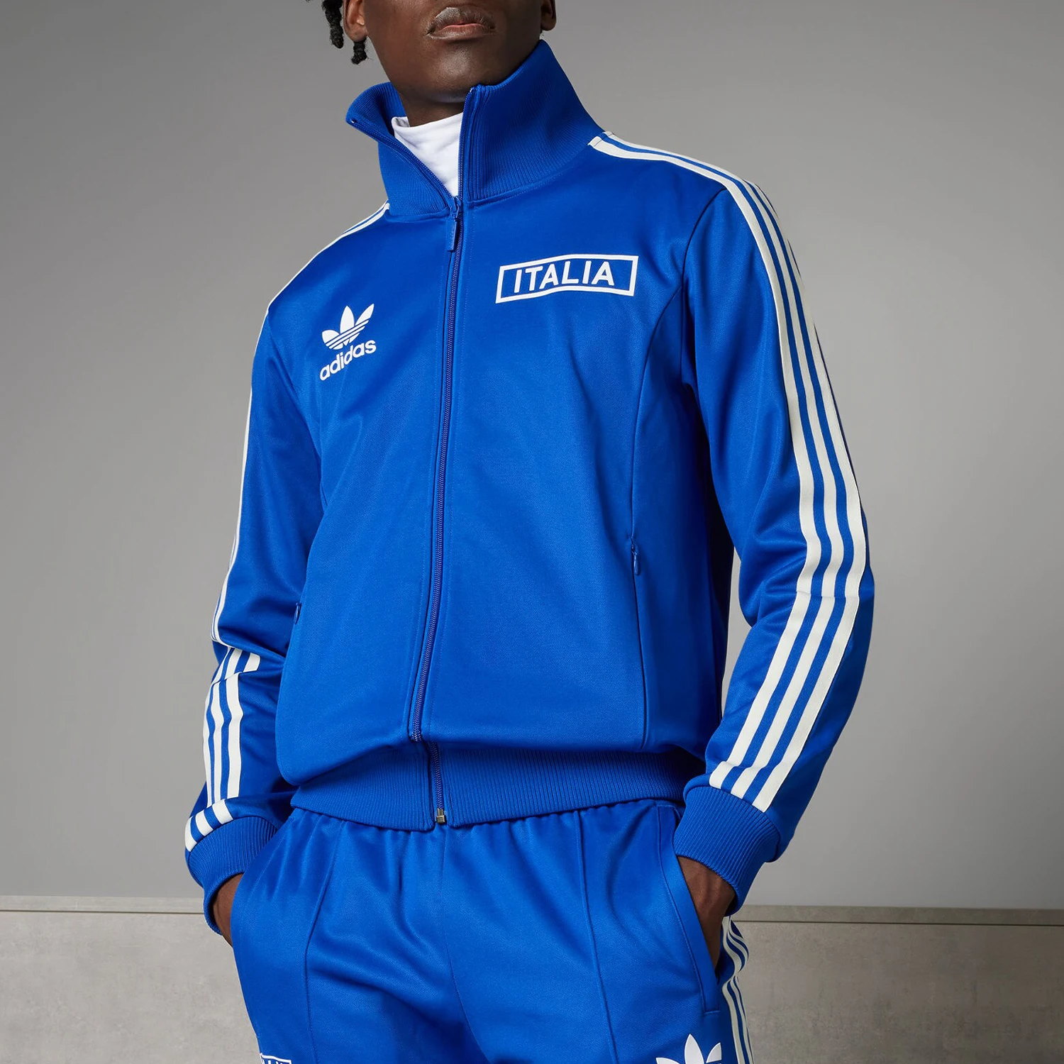 Giacca da calcio della squadra Italia da uomo autentica ufficiale Adidas Three Stripes IU2122