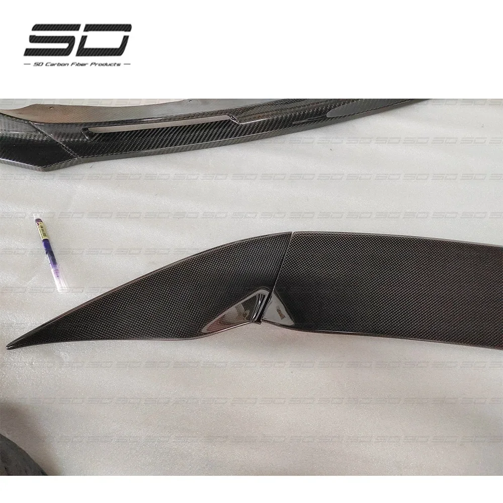 New Arrival M  Style Carbon Fiber Rear Wing Spoiler for Fri 812 Superfast