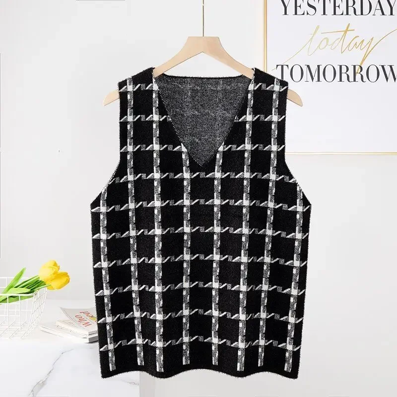 Women's Sweater V-neck Knit Tops for Woman Black Long Vest Plaid Autumn Winter 2024 Korean Style Tall New Knitwear Jumper Modern