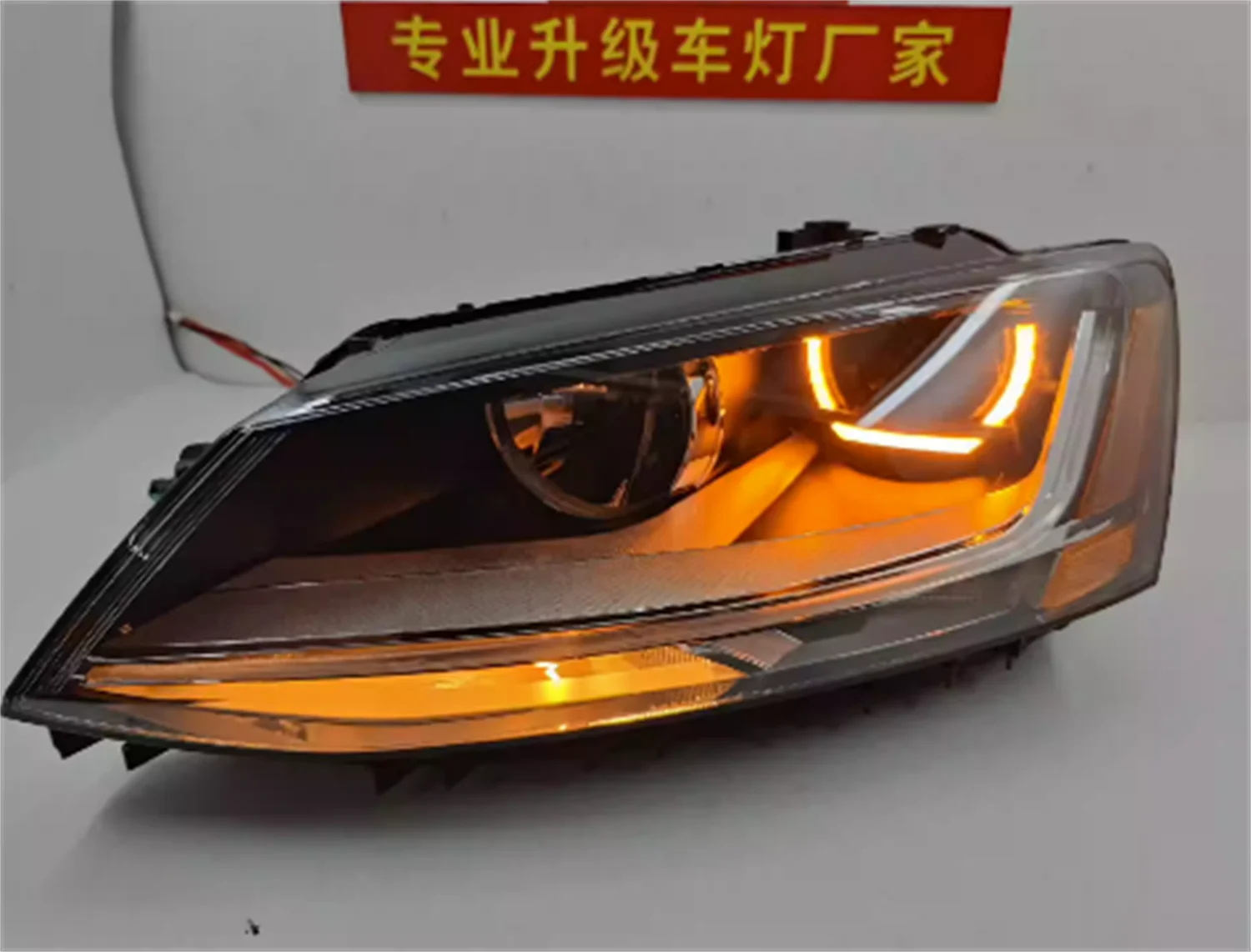 

Car Headlight headlamp for Volkswagen vw Sagitar jetta Daytime Running DRL Turn signal