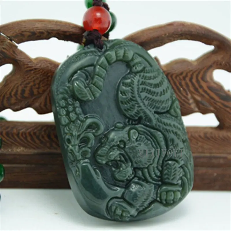 Natural Green HeTian Jade Carved Chinese Zodiac Tiger Amulet Lucky Pendant Free Amulet Necklace Trendy Jade Gift Fine Jewelry