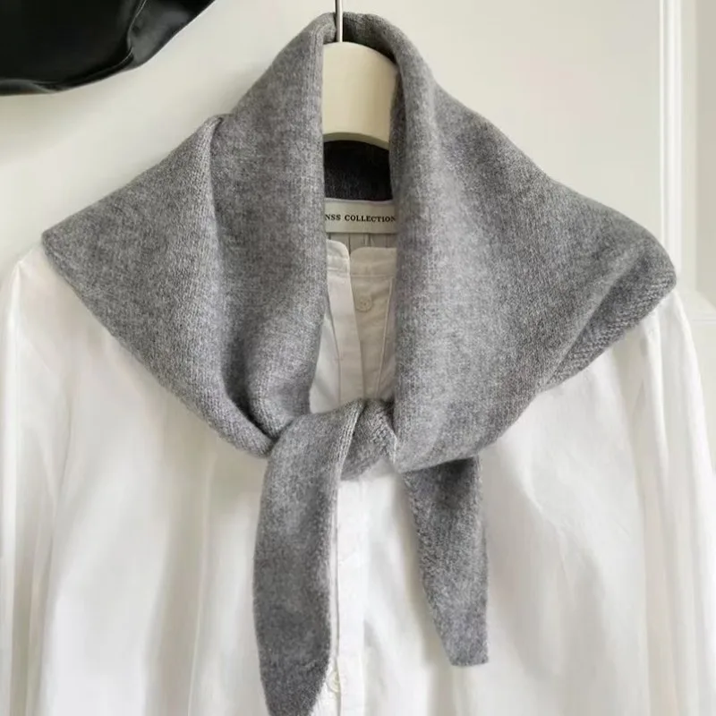 Knit Triangle Scarf for Fall and Winter Warm Neck Wrap Shawl Fashionable Scarf for Outfits Stylish Knit Scarf for Women