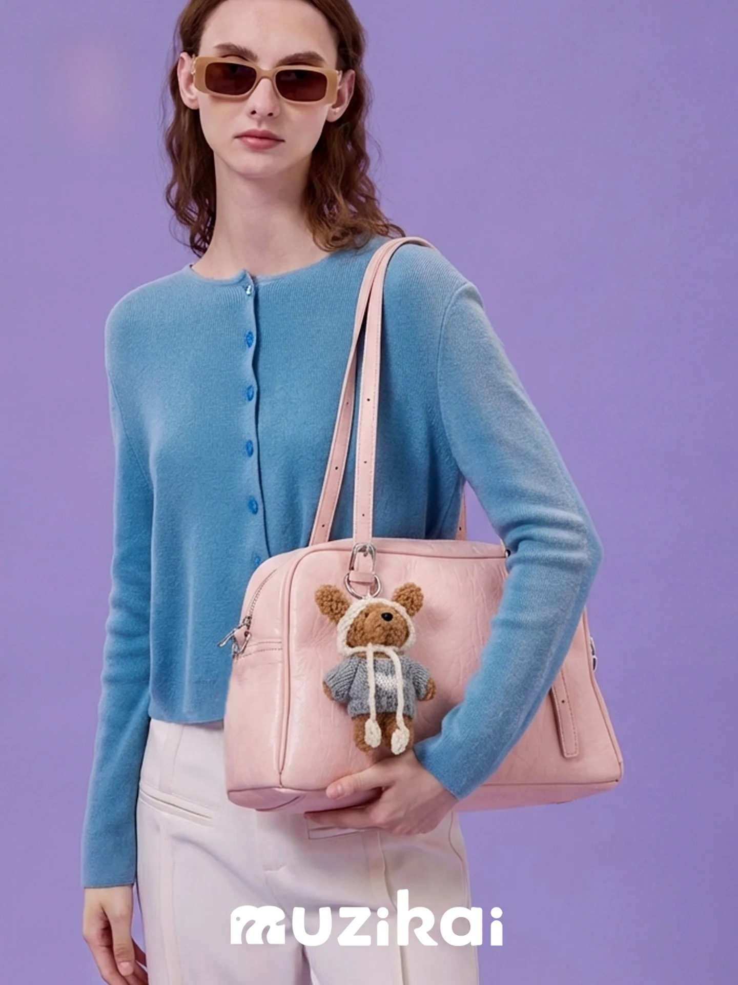borsa-a-tracolla-da-donna-muzi-kai-boston-in-pelle-sintetica-con-chiusura-a-cerniera-media-nuova-collezione-primavera-2026