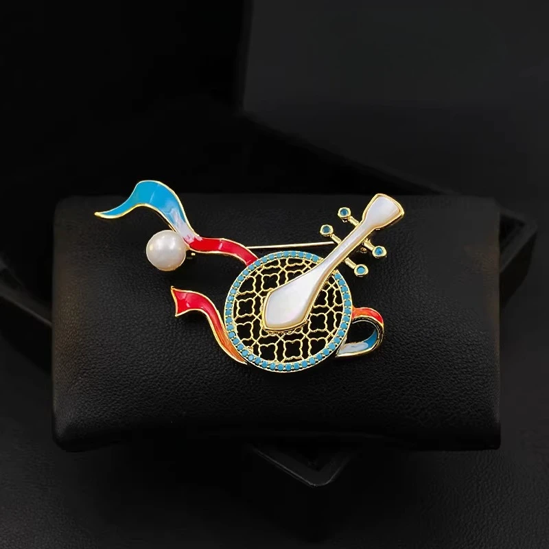 Chinese Style Dunhuang Pipa Brooch Shell and Enamel Lapel Pin High-end Exquisite Fashion Clothing Accessory for Women Gifts 6038