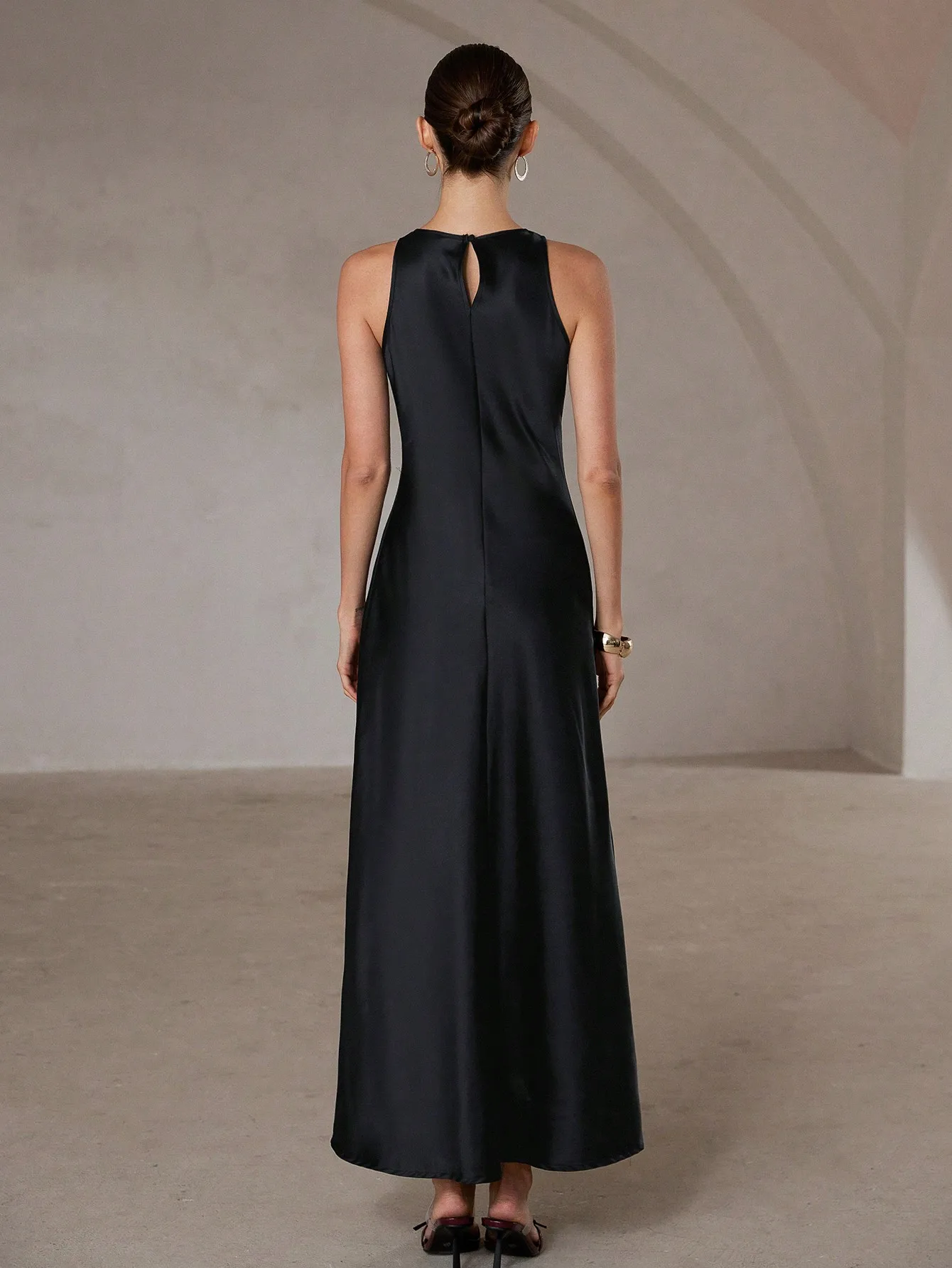 Aveloria Modichic Minimalist Chic Asymmetric Bias-Cut Double-Sided Satin-Like Fabric A-Line Sleeveless Long Dress