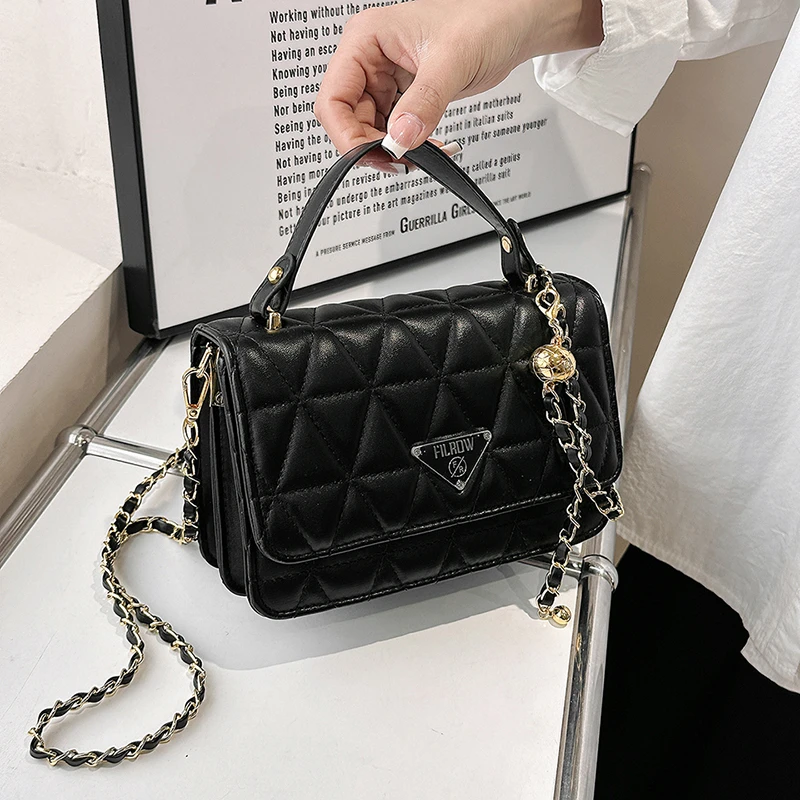 

Versatile Shoulder Bag Women Multifunctional Handbag Lightweight Fashionable Essential For Daily Use And Special Occasions