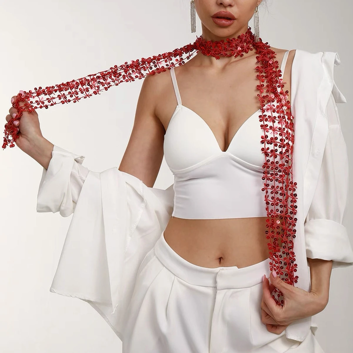 美的センスの高いスパンコール付きレディーススカーフ、パンク風ロング薄型キラキラ輝くネックチーフ、セクシーなネックカラー、ネックレス、スカーフ、ショール、パーティーアクセサリー