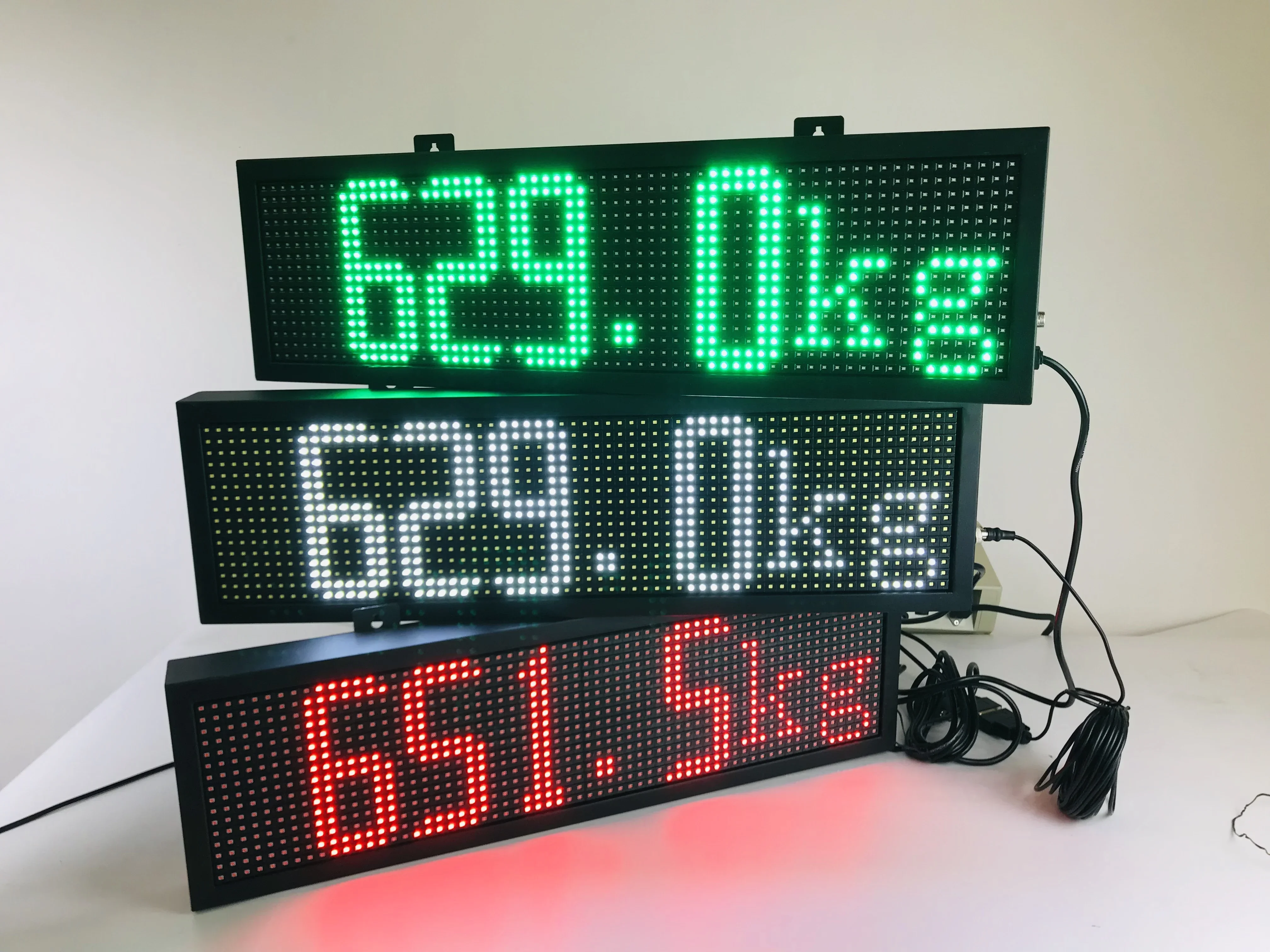 Large screen external monitor with high brightness and waterproof monitoring dedicated to Kelihengtian
