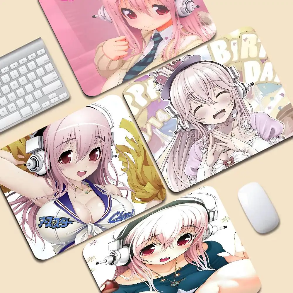 

Cute S-SUPER SONICO Rubber Small Thickened Mouse Pad Gaming Keyboard Table Mat Office Supplies Room Decor For PC Mouse Carpet
