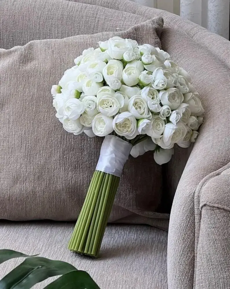 AYiCuthia Bridal Bouquet for Wedding White Rose Wedding Bouquet Handmade Artificial Flower Rose buque casamento