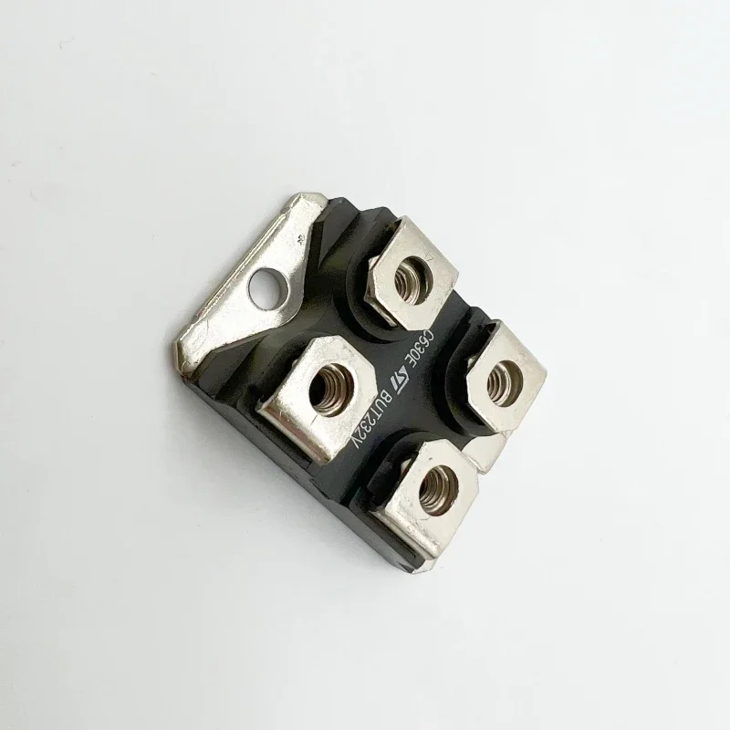 1Pcs BUT232V Gloednieuwe Originele 100%