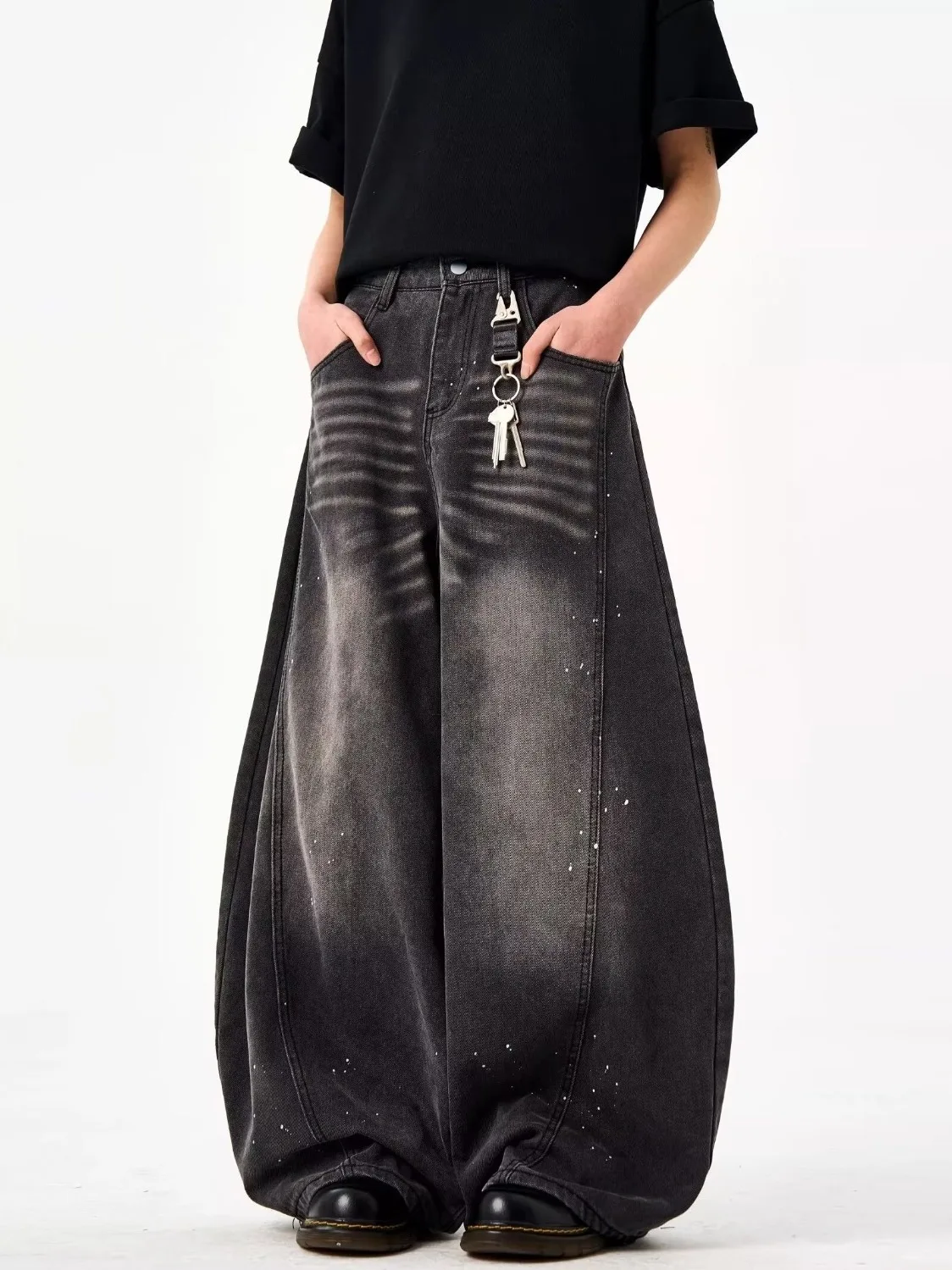 

Retro American Washed Blade Jeans Men Loose Fit Wide Leg Floor-Length Pants Youthful Casual Wear All Seasons