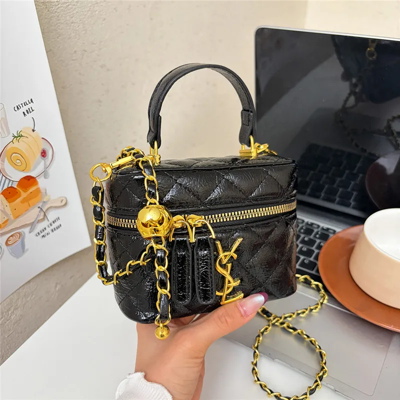 

Women's High-End Quilted Diamond Lattice Box Bag Mini Chain Design,Versatile Handheld/Shoulder/Crossbody Pouch Stylish for Daily