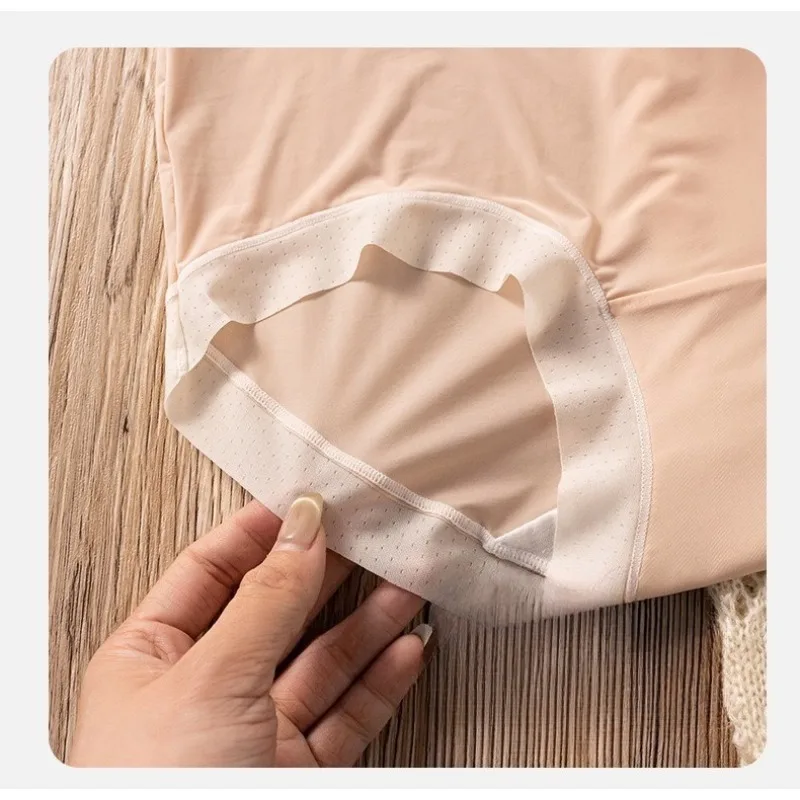 Ultra-thin Ice Silk Girl Mask Mid-waist Underwear Women's Hip-hugging High Elasticity Pure Cotton Crotch Seamless Triangle Pants