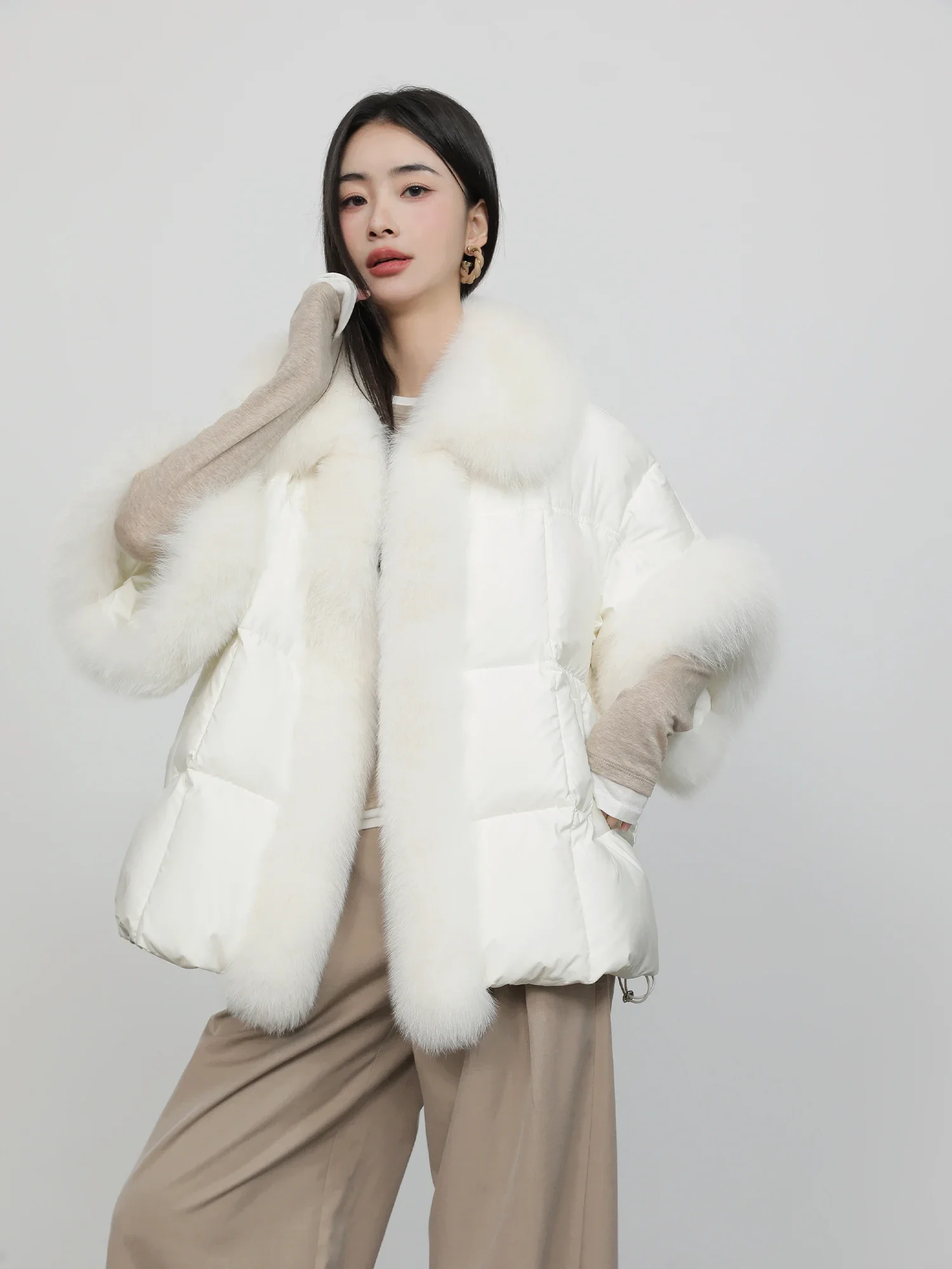 

Winter Women's Medium and Long 90 White Goose Down Coat Fox Fur Jacket Down Jacket