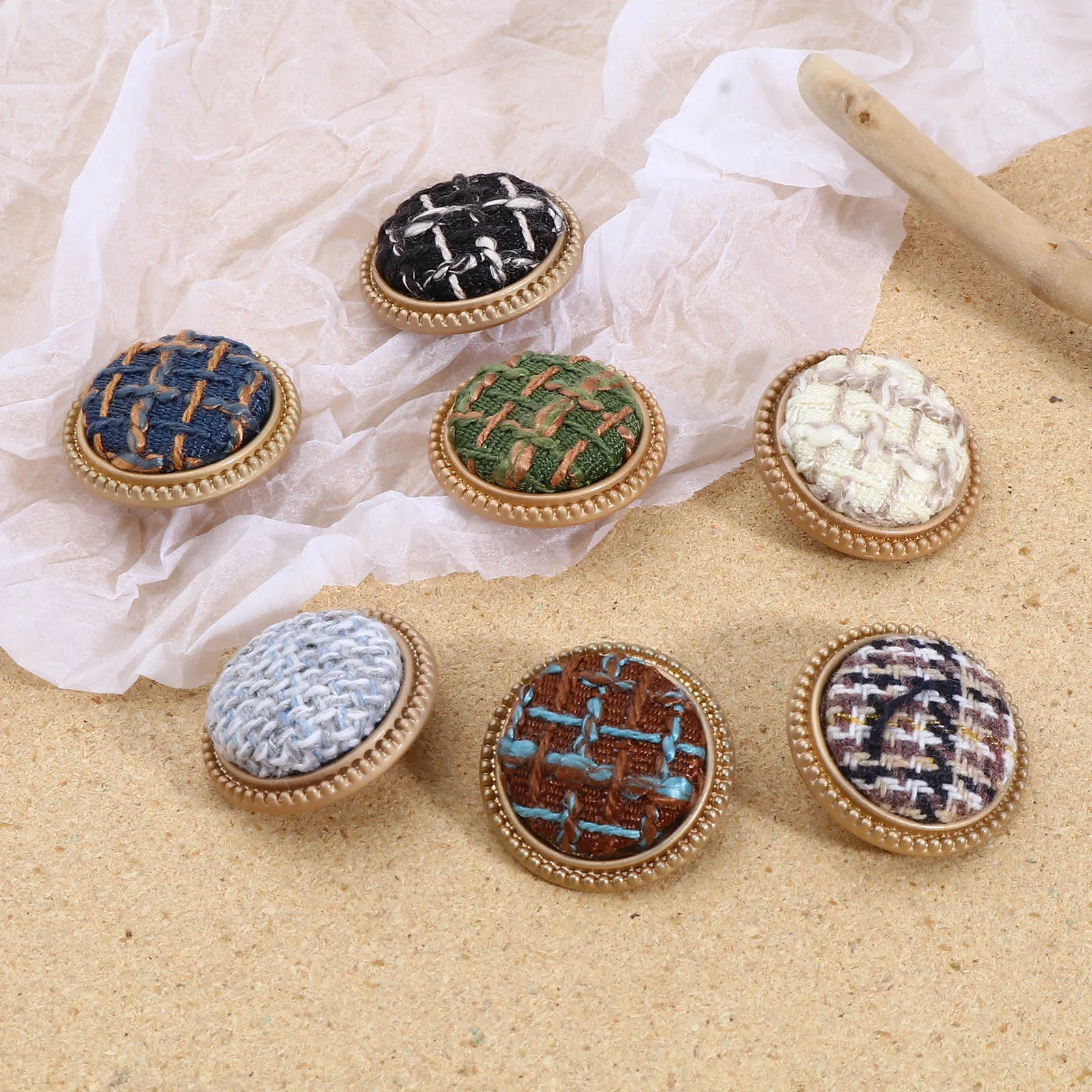 5pcs Tweed Plaid Fabric Covered Metal Gold Buttons Round Shank Buttons Patchwork Sewing DIY Cardigan Clothes Garment Accessory