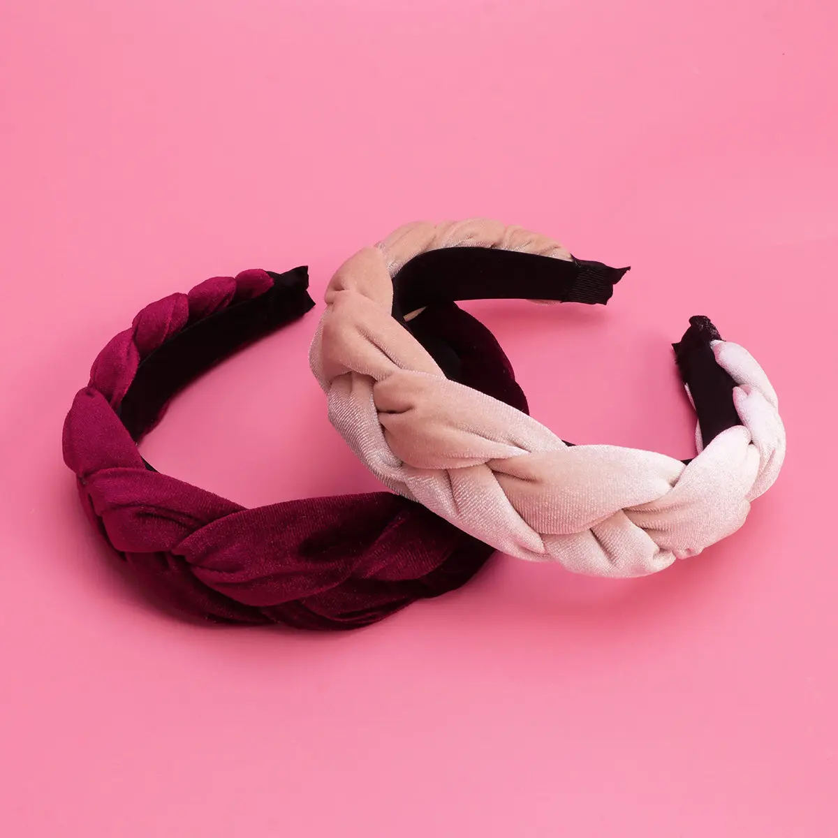 

Набор из 3-х замшевых повязок для волос с плетеным дизайном, прочные и легкие, для снятия макияжа и умывания, аксессуар для волос для женщин