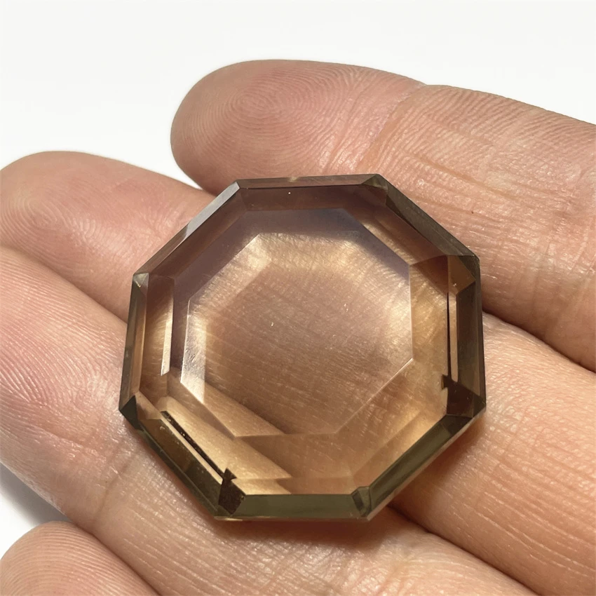 Natural tea crystal octahedral decorative piece, tea yellow crystal polyhedral cut surface handle piece Pendant necklace